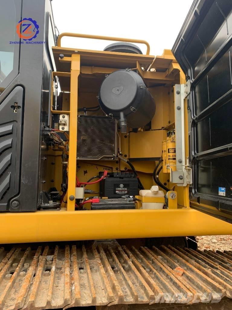 CAT 349 E حفارات زحافة
