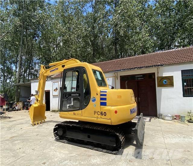 Komatsu PC 60 حفارات زحافة
