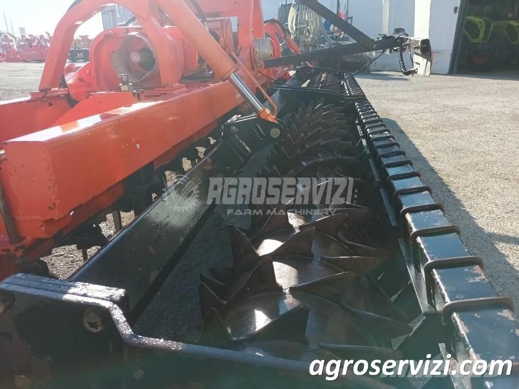 Maschio Aquila 5000 الكاسحات وقلابات التربة ذات المحركات