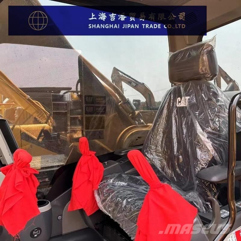 CAT 340 D حفارات زحافة