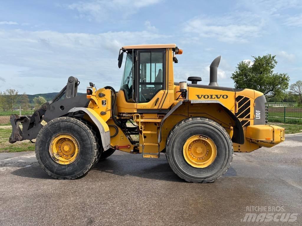 Volvo L 110 F لوادر بعجل