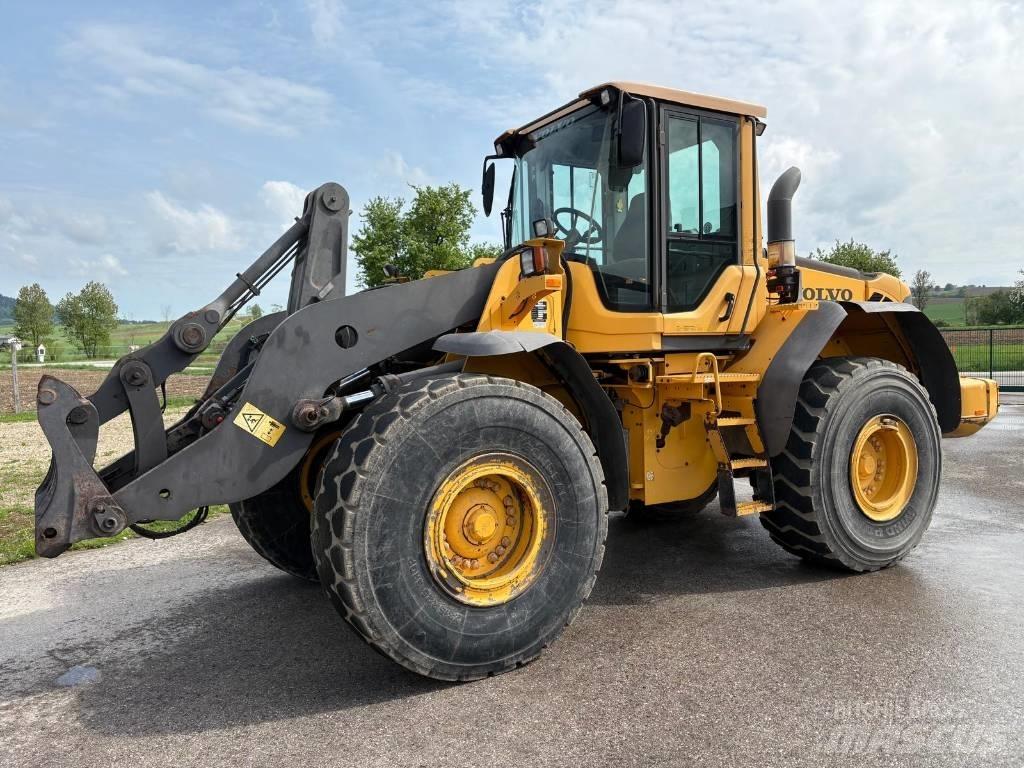 Volvo L 110 F لوادر بعجل