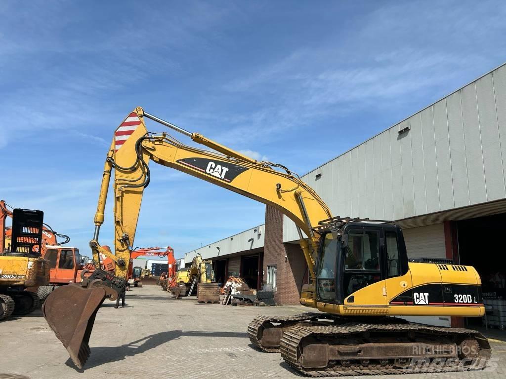 CAT 320 D L حفارات زحافة