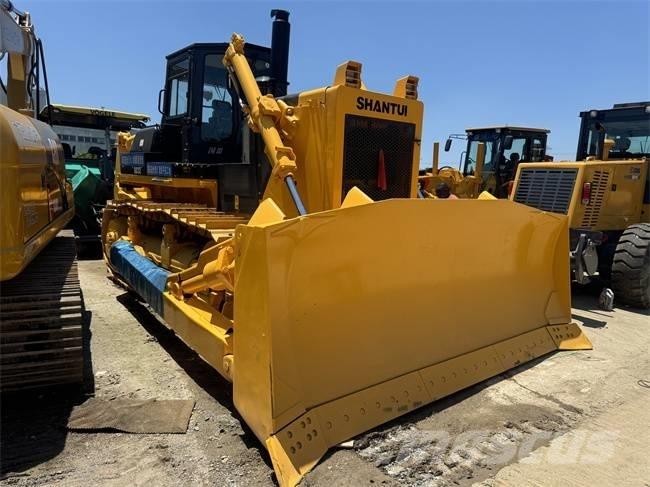 Shantui SD 32 بلدوزرات مجنزرة