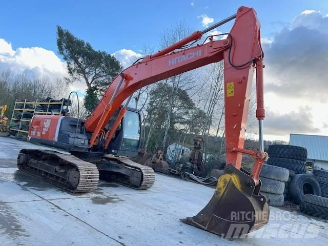 Hitachi ZX 210 LC-3 حفارات زحافة