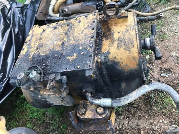 CAT 763 أجهزة نقل