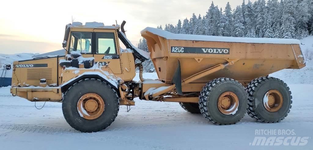 Volvo A25C 6x6 ساحبات مفصلية