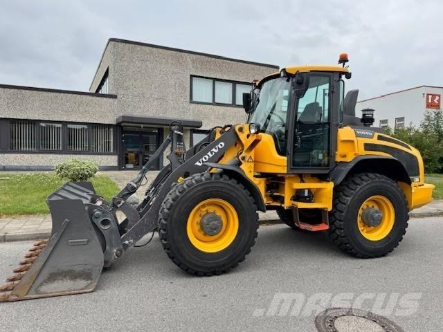 Volvo L 50 H لوادر بعجل