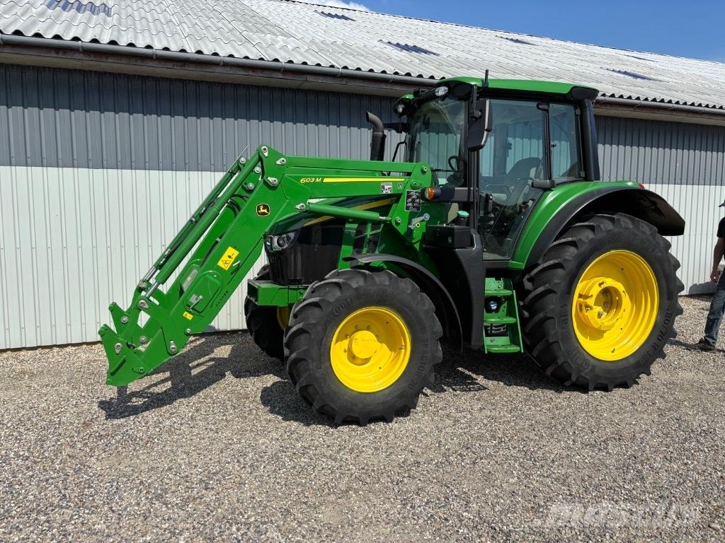 John Deere 6120 M الجرارات