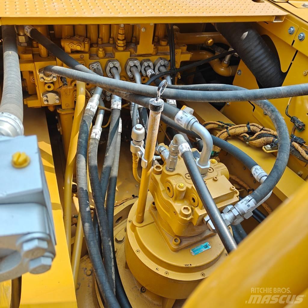 CAT 336GC حفارات زحافة