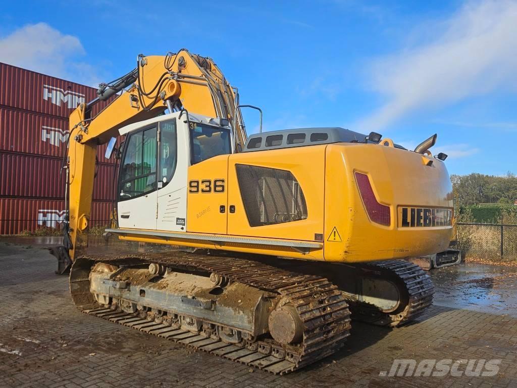 Liebherr R 936 LC حفارات زحافة