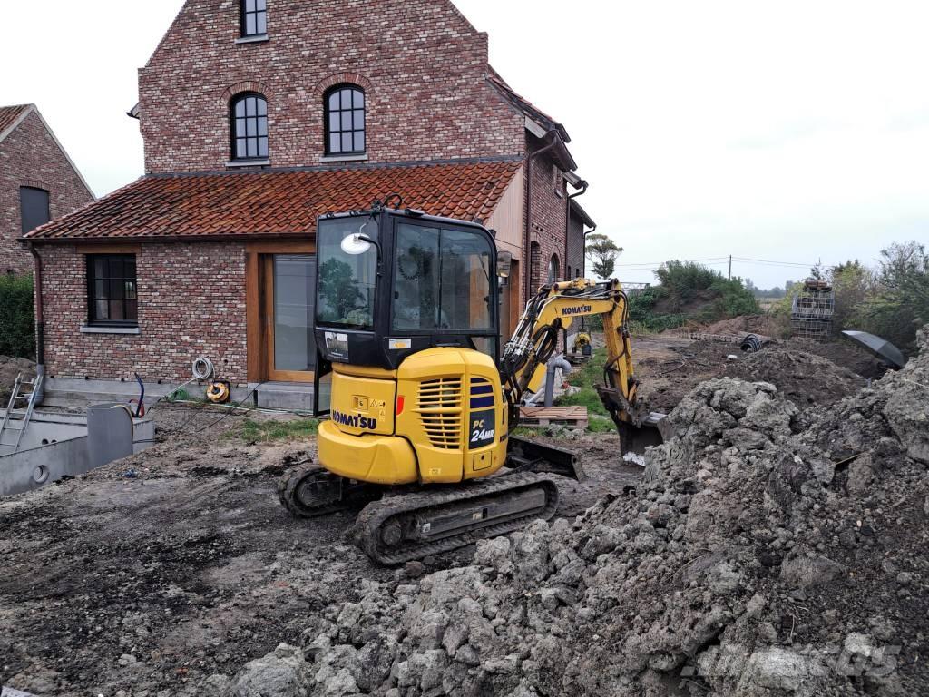 Komatsu pc24 mr حفارات صغيرة أقل من 7 طن (حفارات صغيرة)