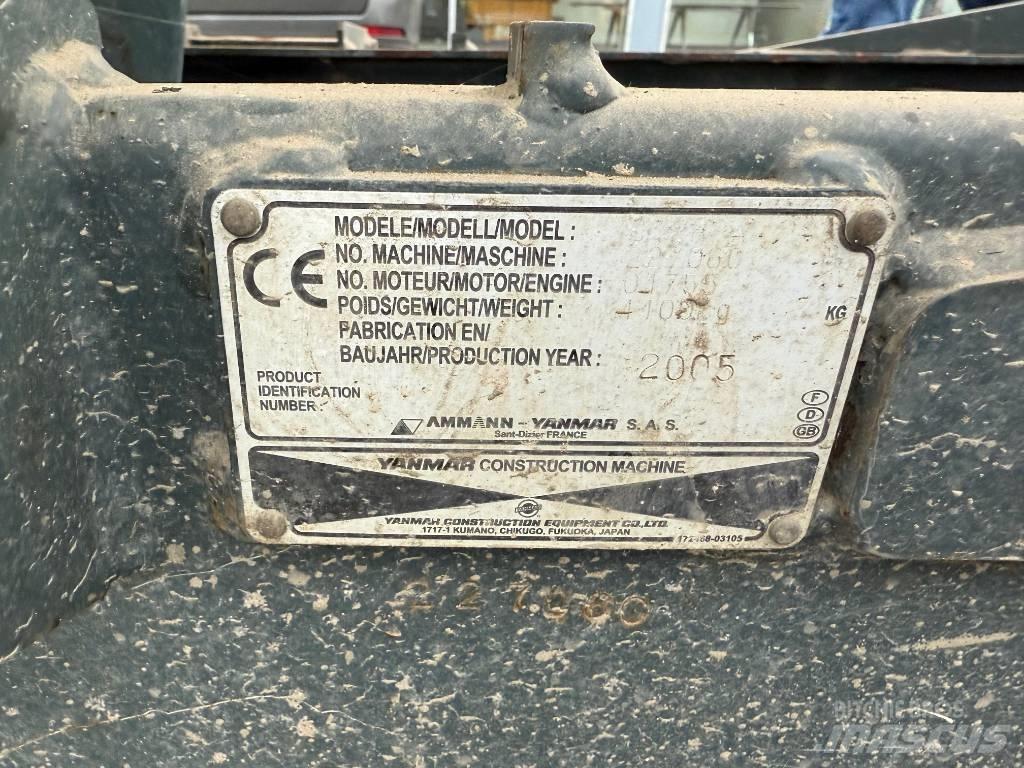 Yanmar C 12 R عربات نقل قلابة للمواقع