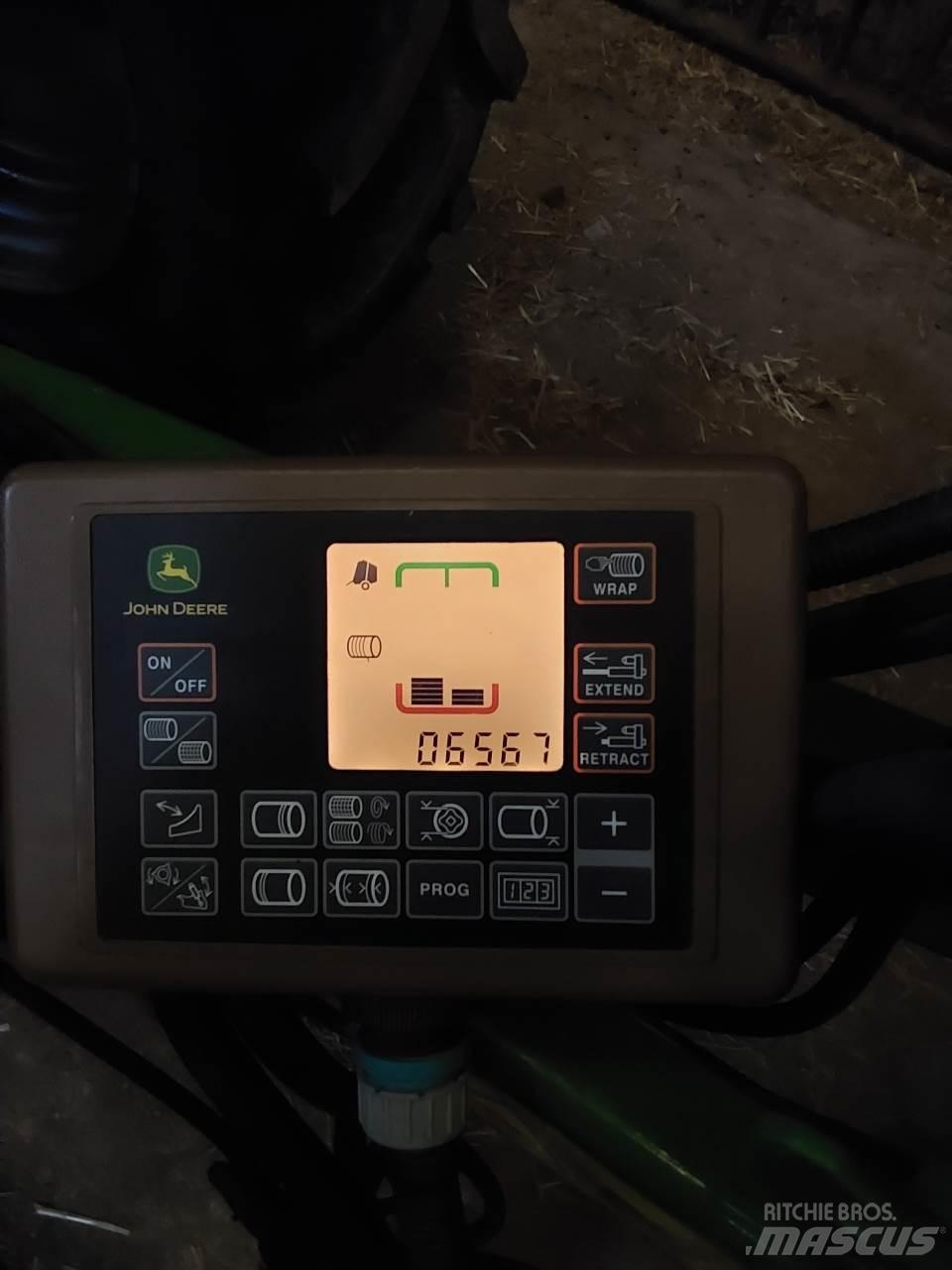 John Deere V 451 M محزمات مستديرة
