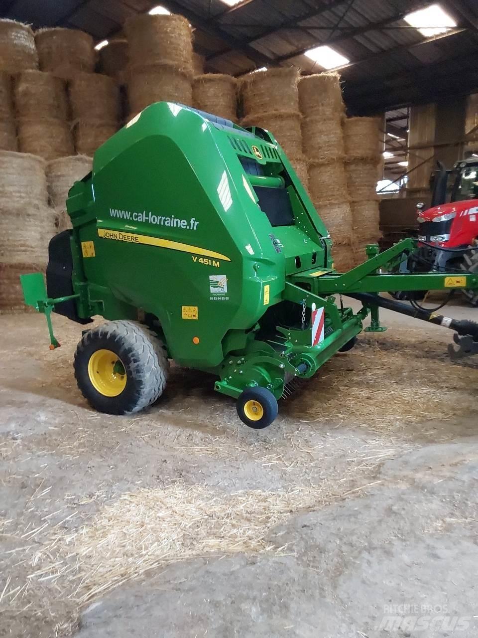 John Deere V 451 M محزمات مستديرة