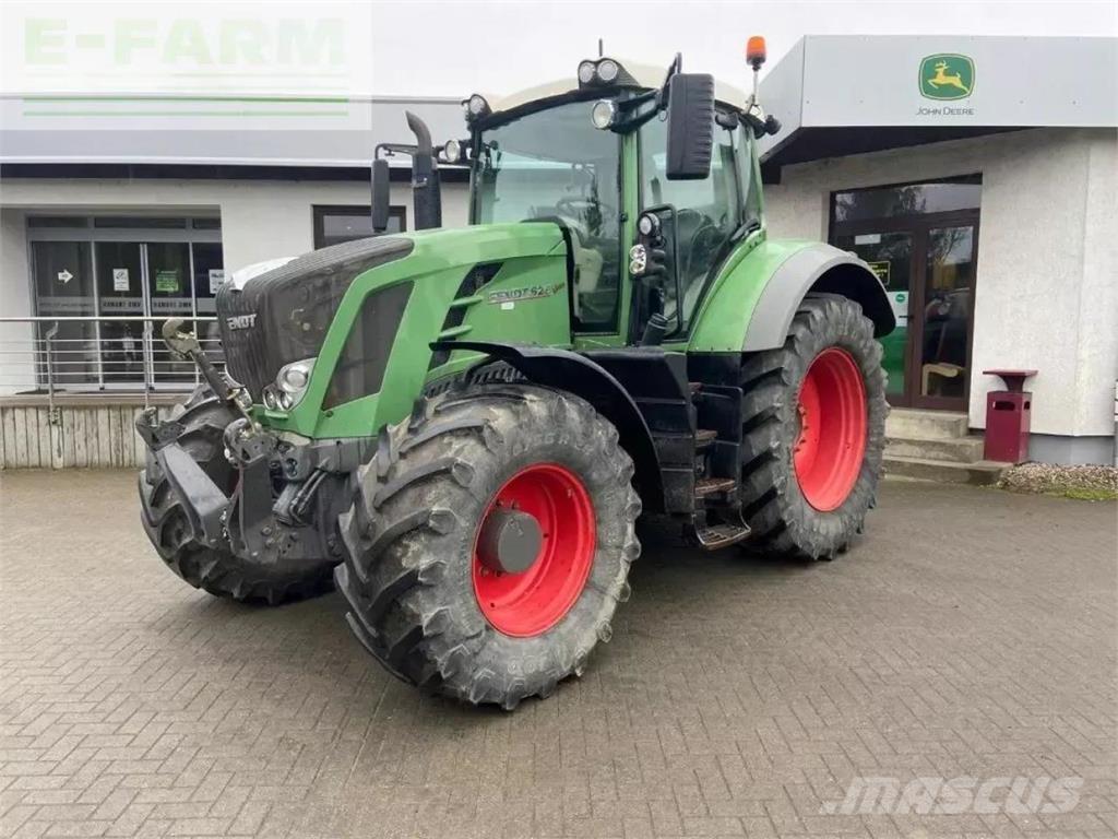 Fendt 826 الجرارات