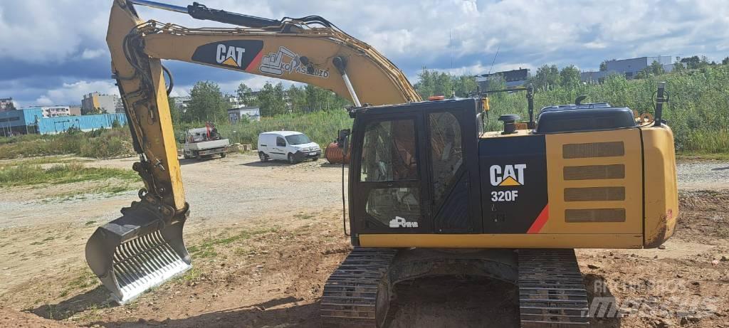 CAT 320 FL 3D حفارات زحافة