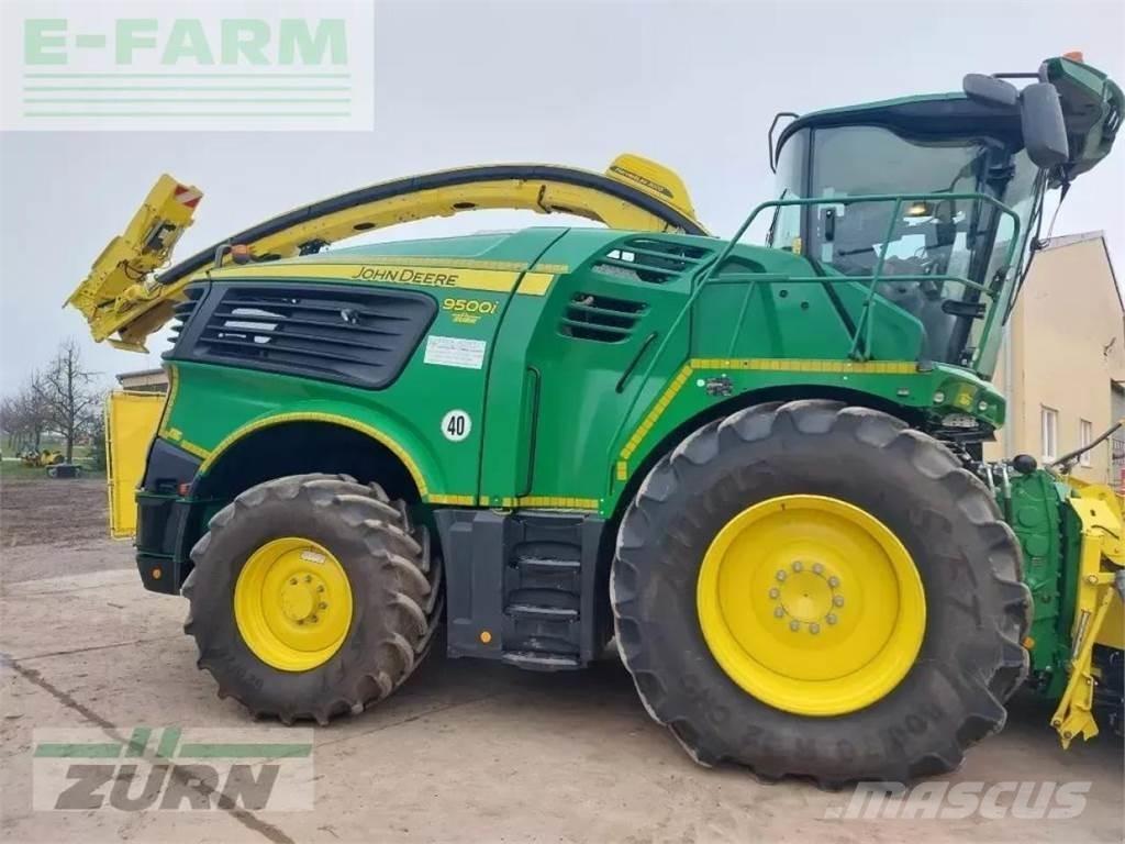 John Deere 9500 علافات ذاتية الدفع