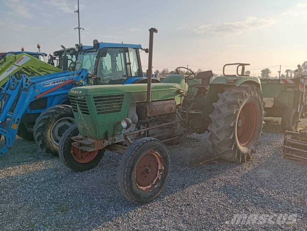 Deutz 8006 الجرارات