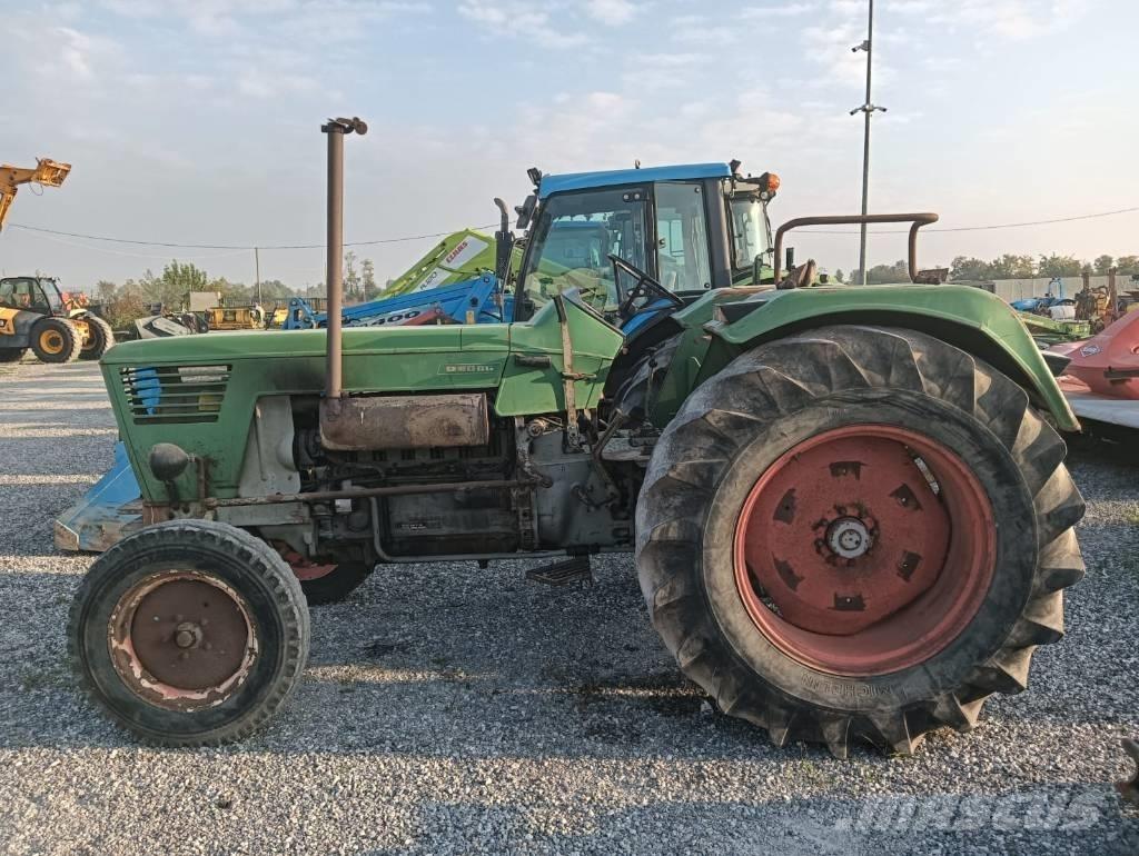 Deutz 8006 الجرارات