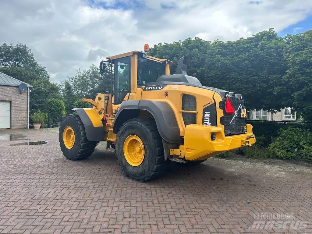 Volvo L120 H لوادر بعجل