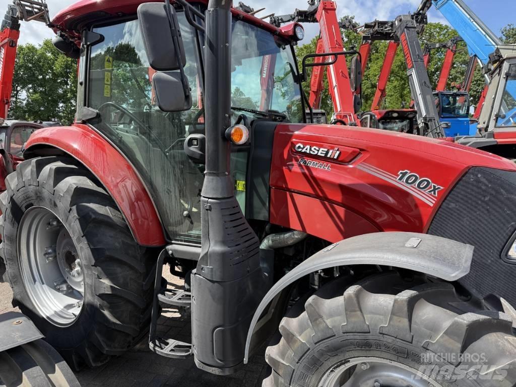 CASE Farmall 100X الجرارات