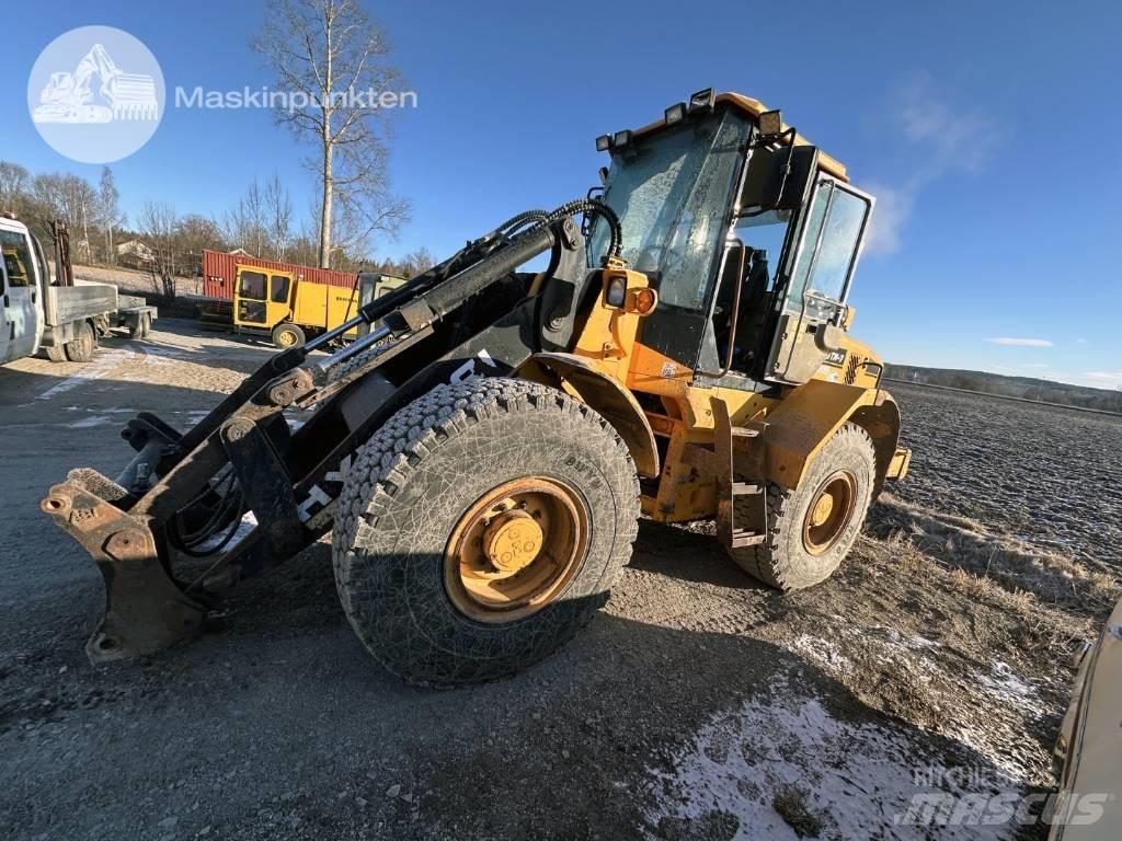 Hyundai HL 730 TM-7 لوادر بعجل