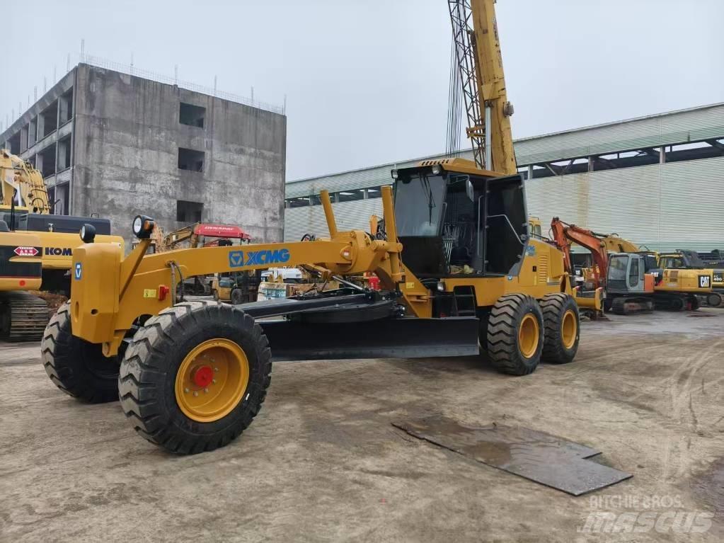 XCMG GR180 معدات تمهيد الطرق