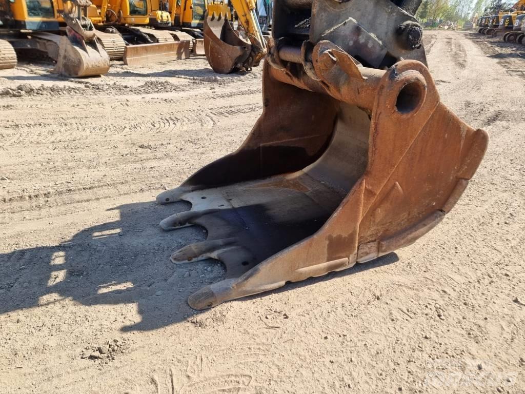 Volvo EC 360 B LC حفارات زحافة
