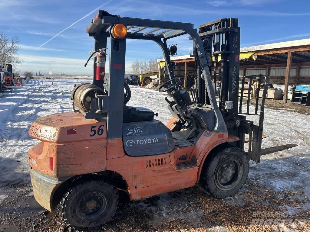 Toyota 7 FG U 30 شاحنات ذات رافعات شوكية - أخرى