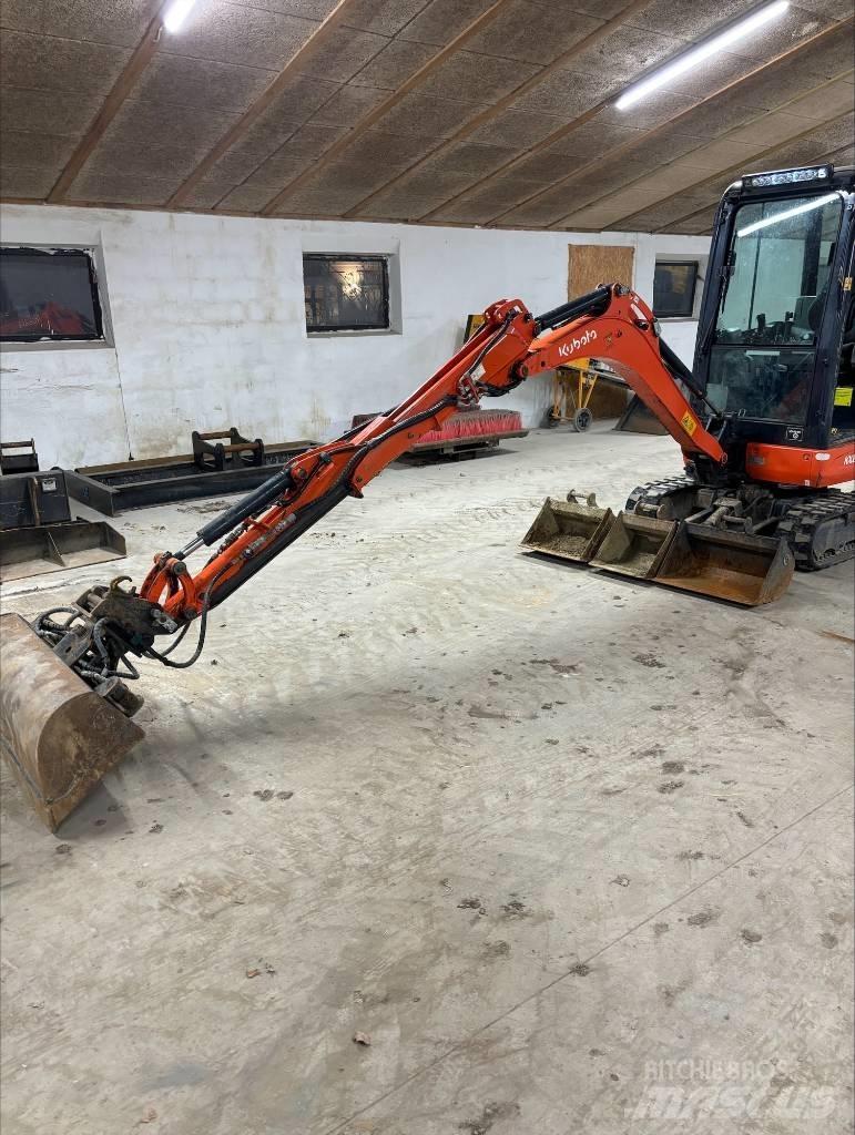 Kubota U 10 حفارات صغيرة أقل من 7 طن (حفارات صغيرة)