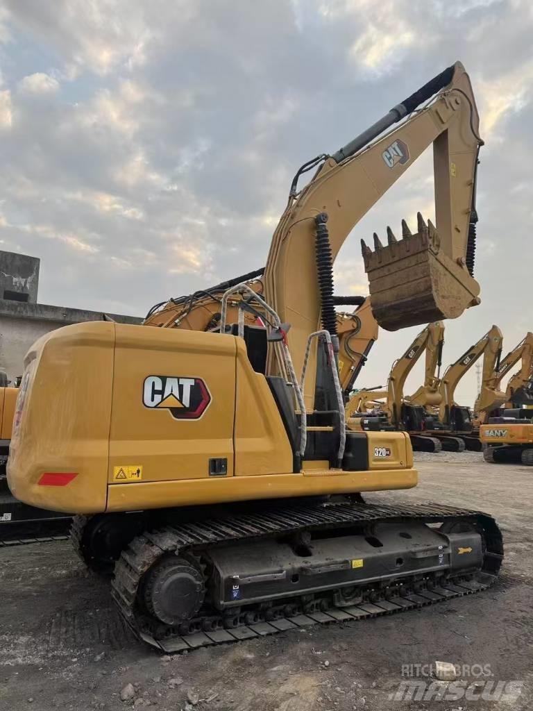 CAT 320 GC حفارات زحافة