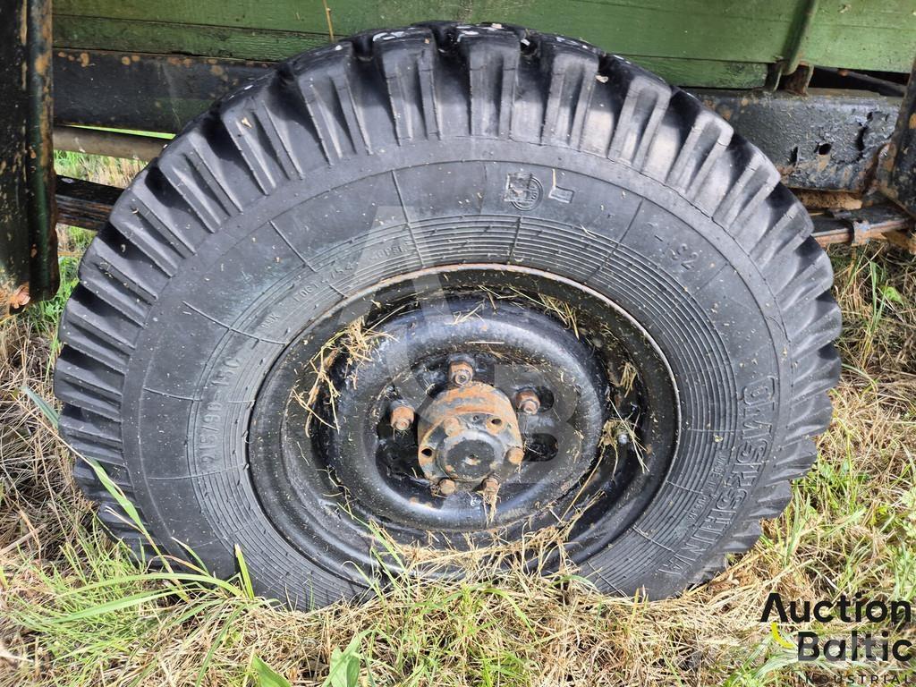  UAZ 452 شاحنات خفيفة/مفصلية الجوانب