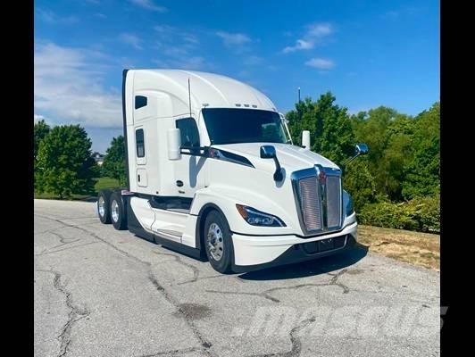 Kenworth T 680 وحدات الجر