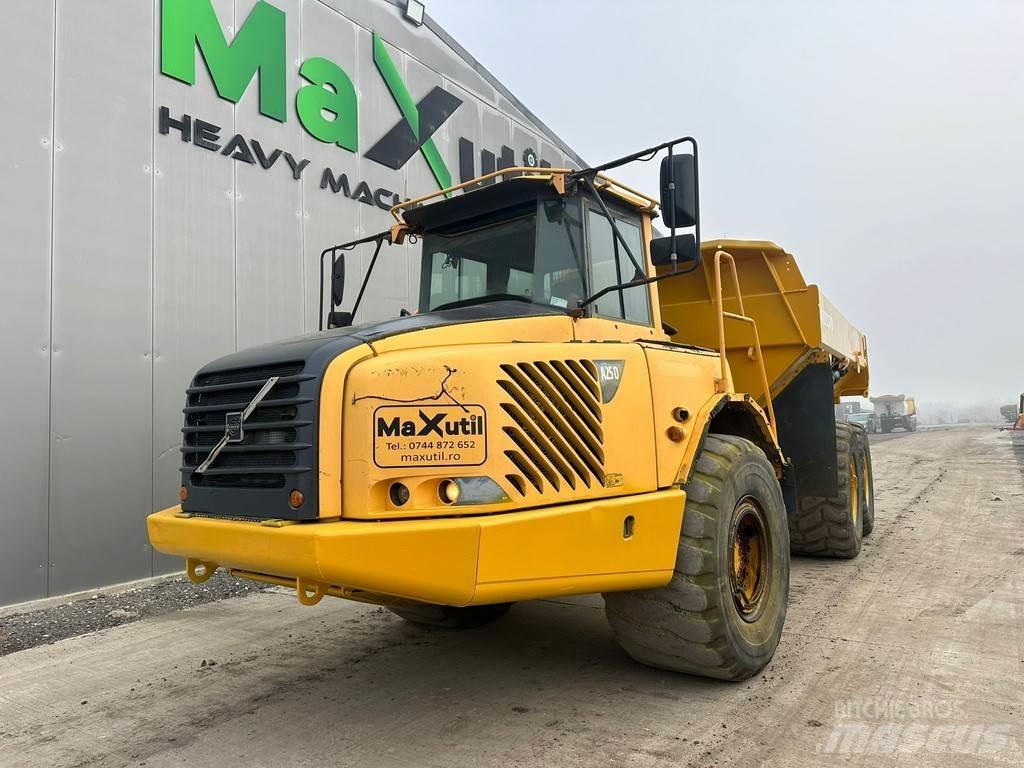Volvo A30D Dumper عربات نقل قلابة للمواقع