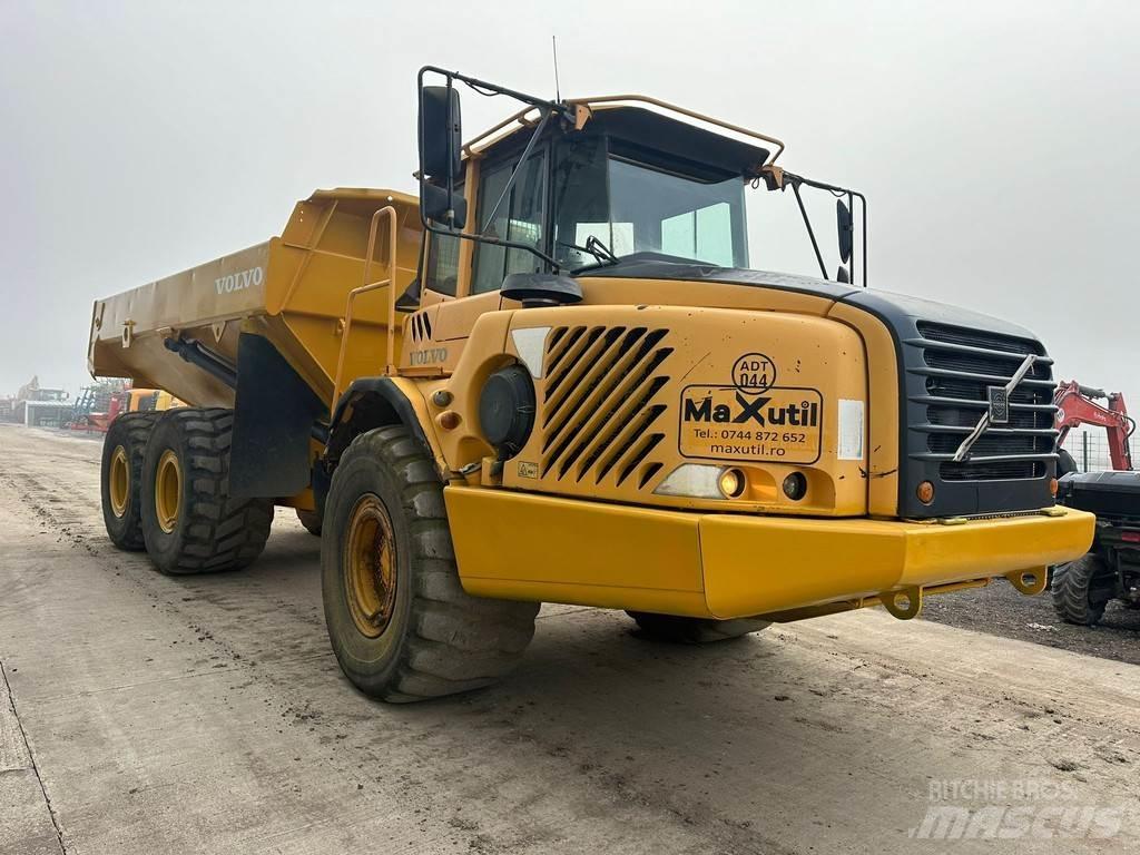 Volvo A30D Dumper عربات نقل قلابة للمواقع