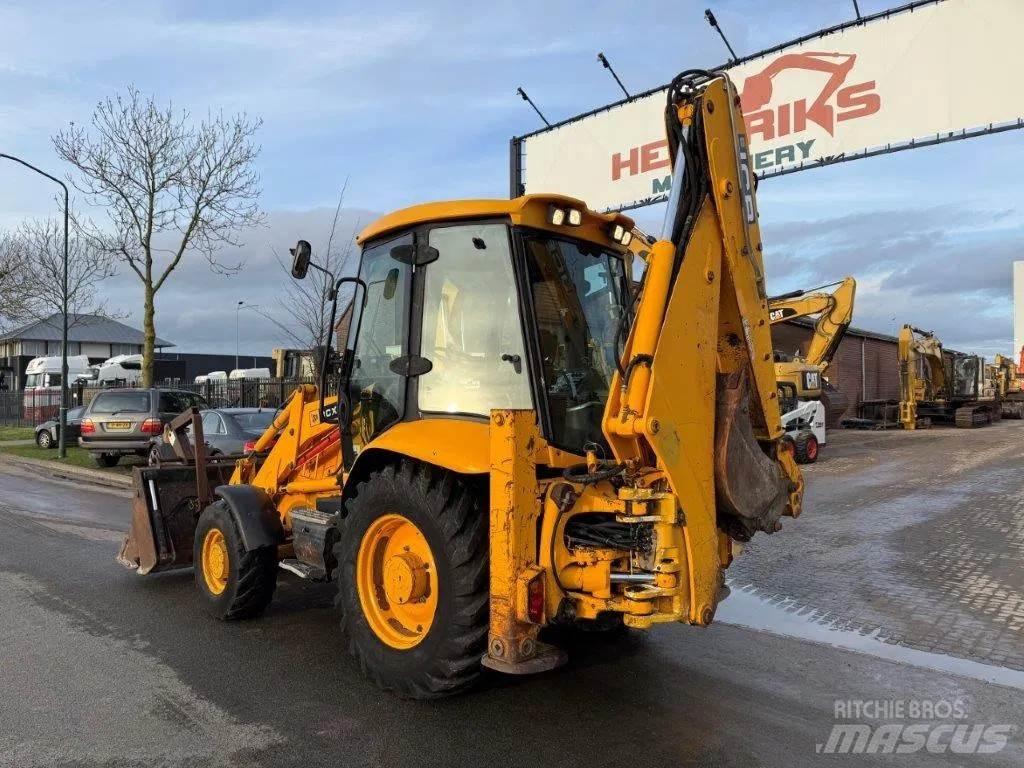 JCB 3cx لوادر ذات جرافات عكسية