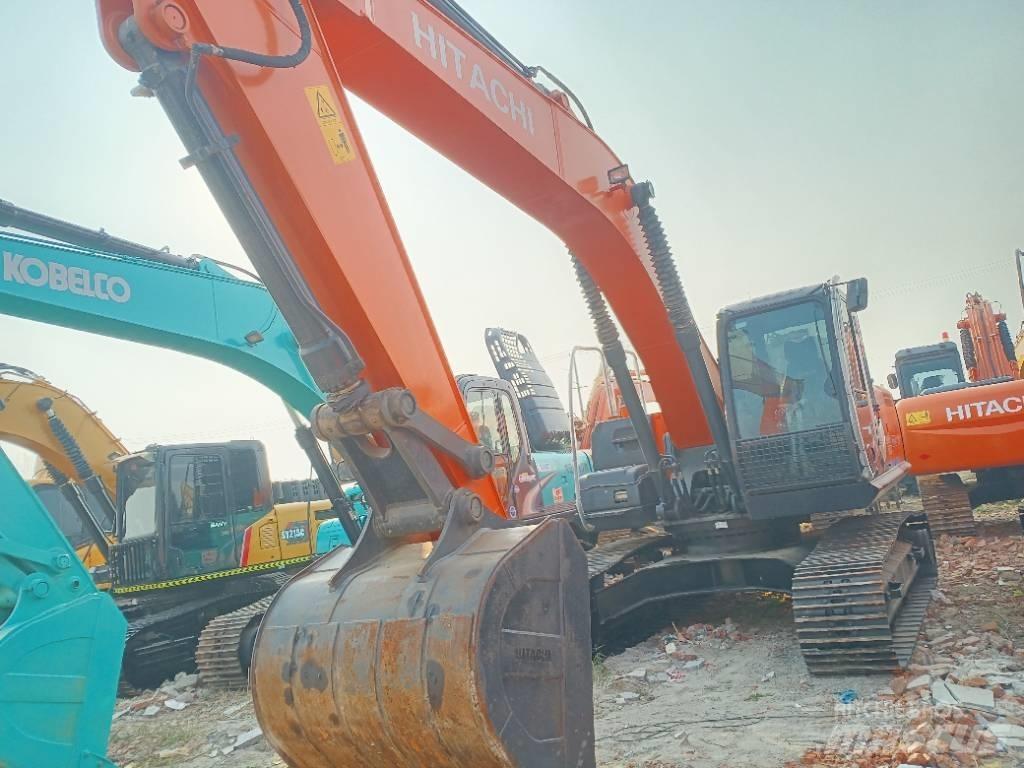 Hitachi ZX 240 حفارات زحافة