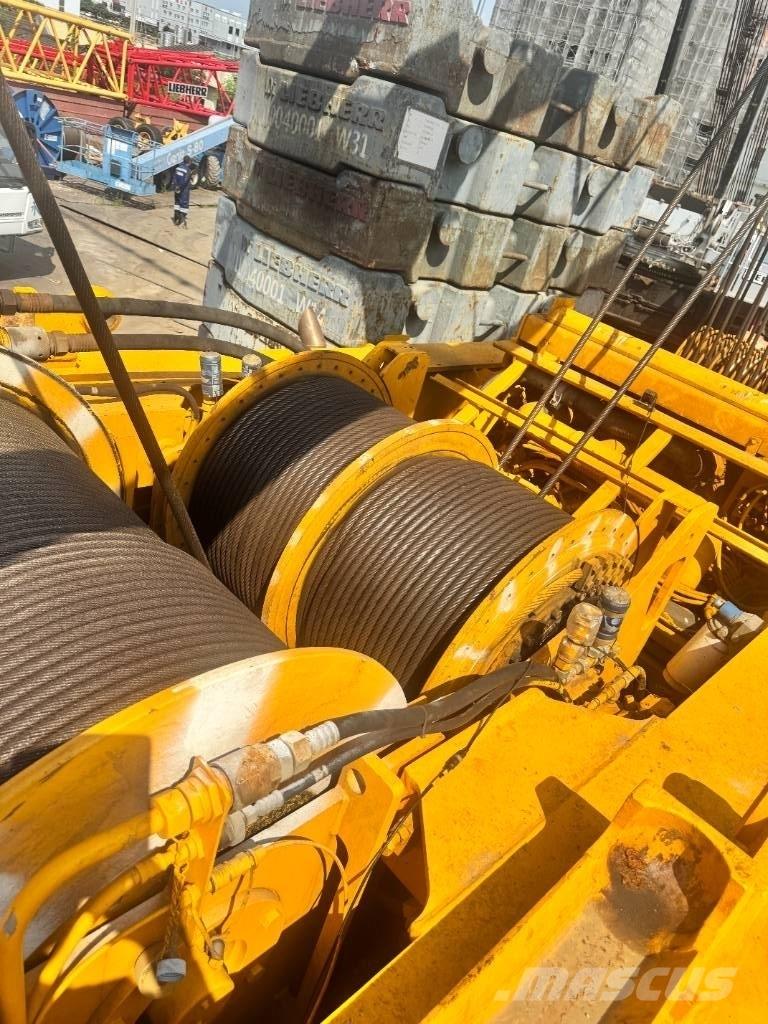 Liebherr LR 1400-2 رافعات مجنزرة