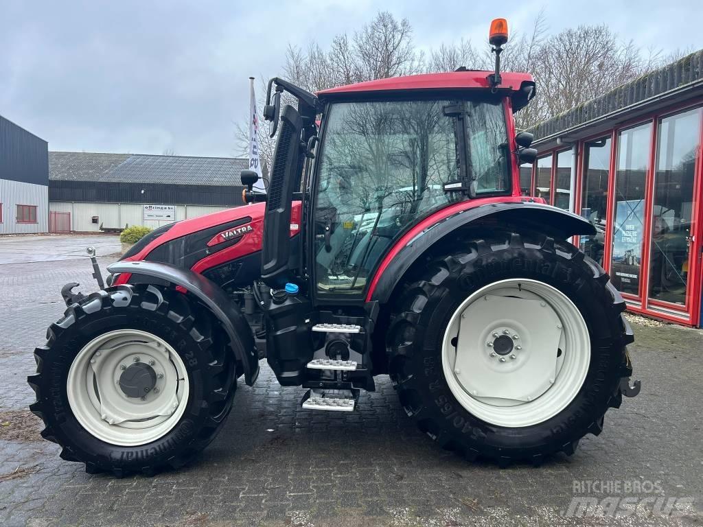 Valtra G 115 Active الجرارات