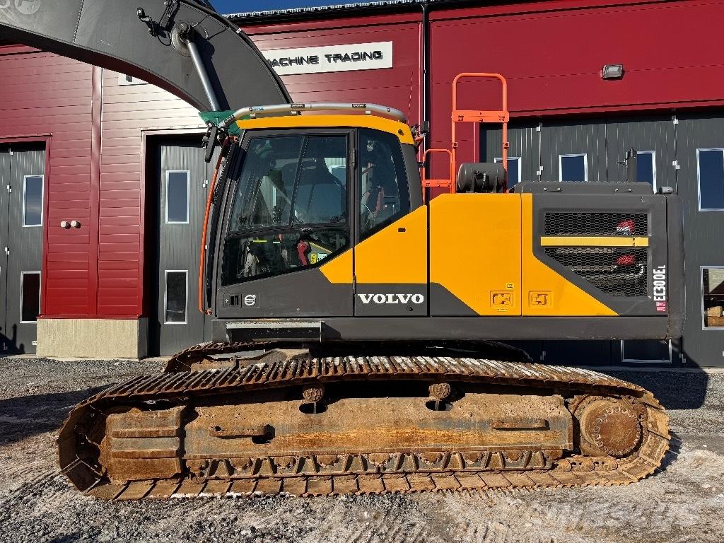 Volvo EC 300 EL حفارات زحافة