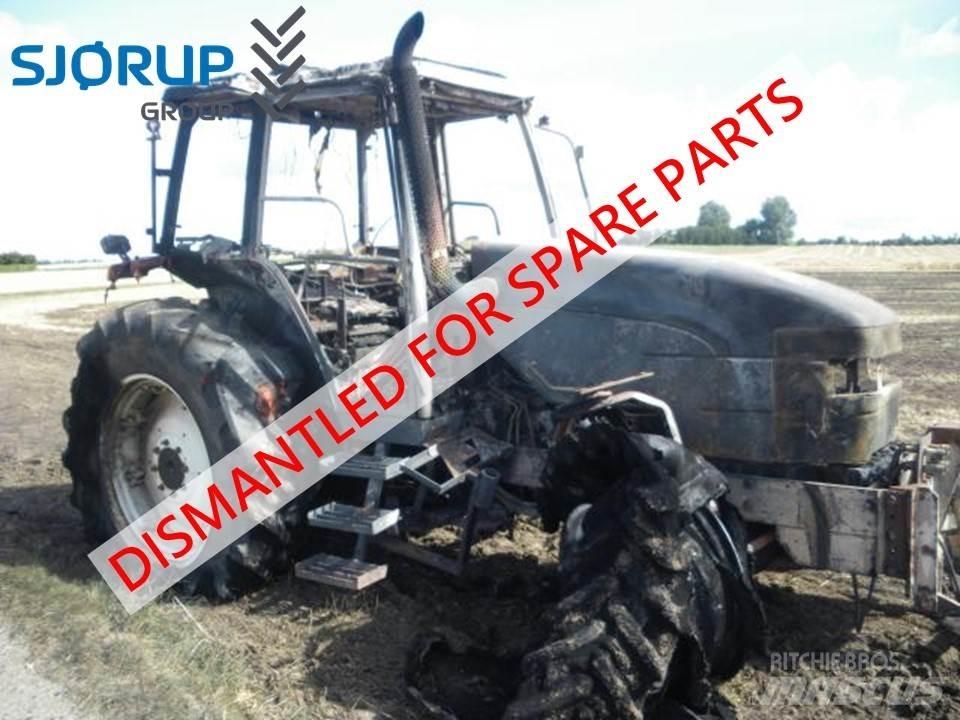 New Holland M135 الجرارات