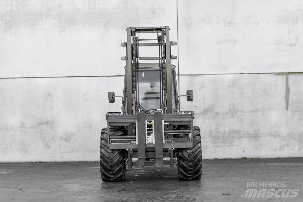 Manitou M 50-4 شاحنات الديزل