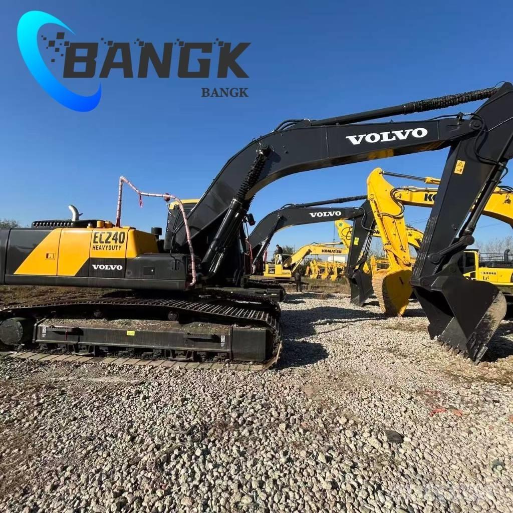 Volvo EC 240 حفارات زحافة