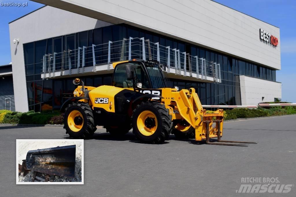 JCB 531-70 مناولات متداخلة