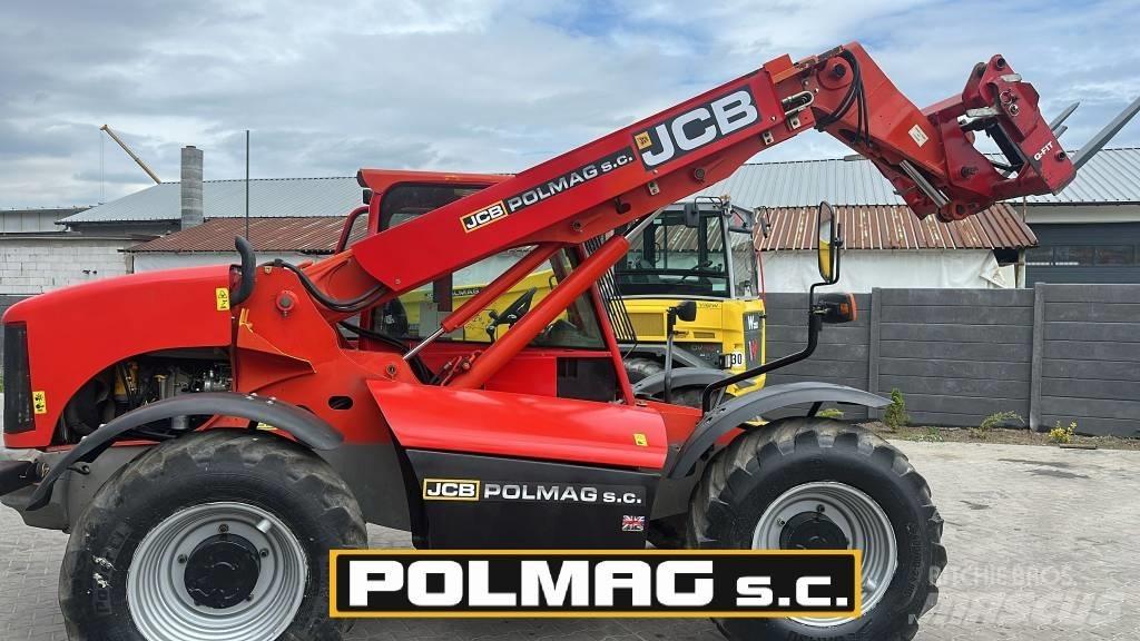 JCB 528-70 مناولات متداخلة