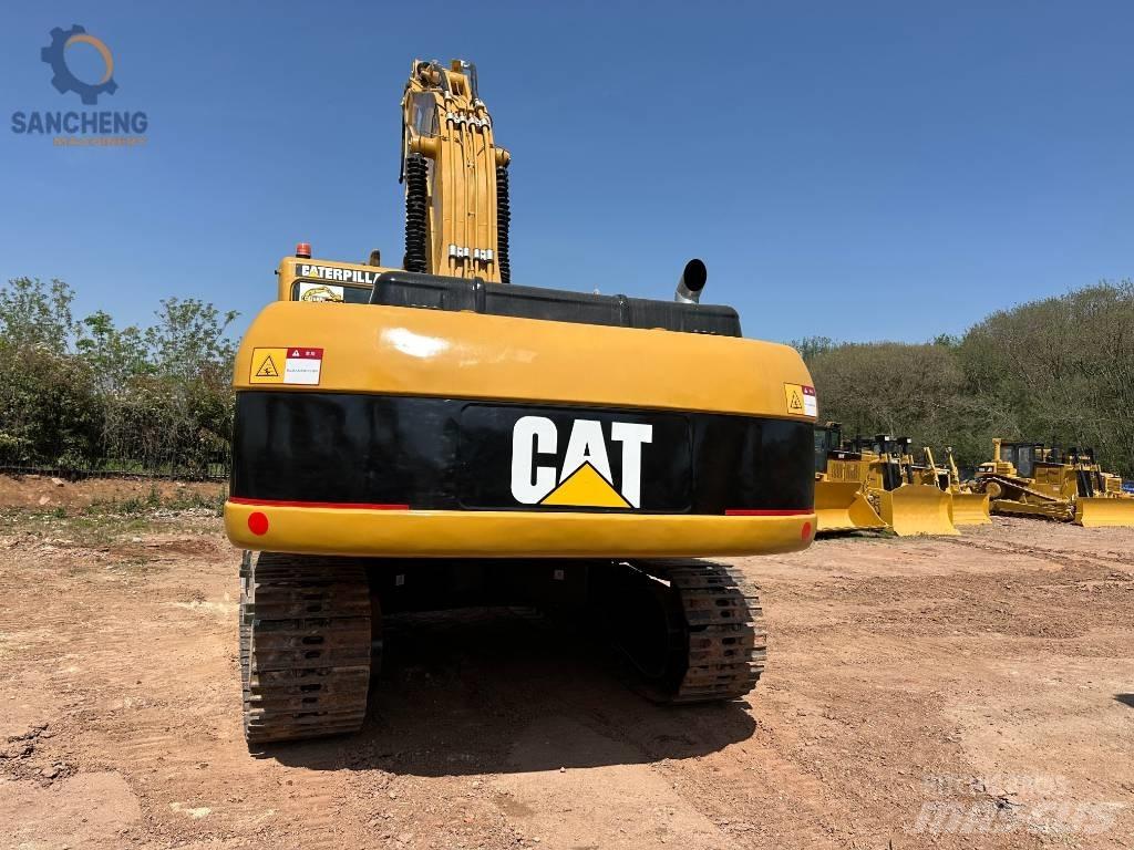 CAT 330 C حفارات زحافة