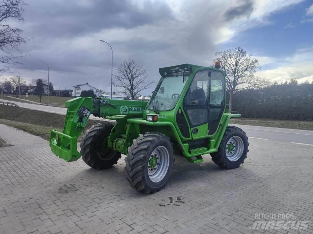 Merlo P 40.7 معدات مناولة لأغراض الزراعة