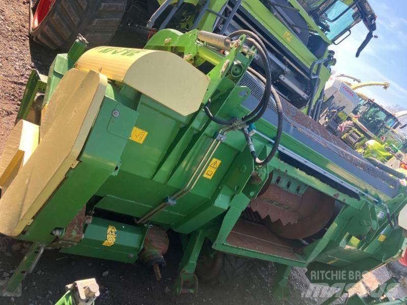 Krone BIG X 500 علافات ذاتية الدفع