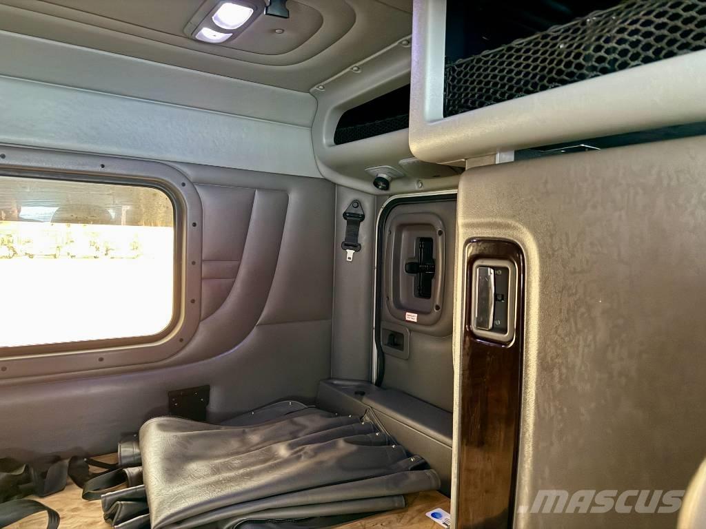 Peterbilt 389 وحدات الجر